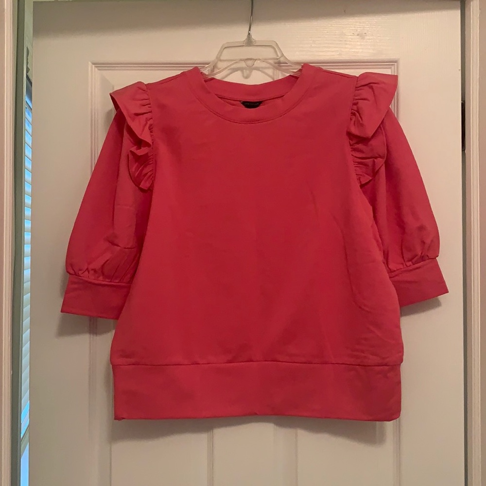 🆕 Ann Taylor Pink Puff Sleeve Sweatshirt